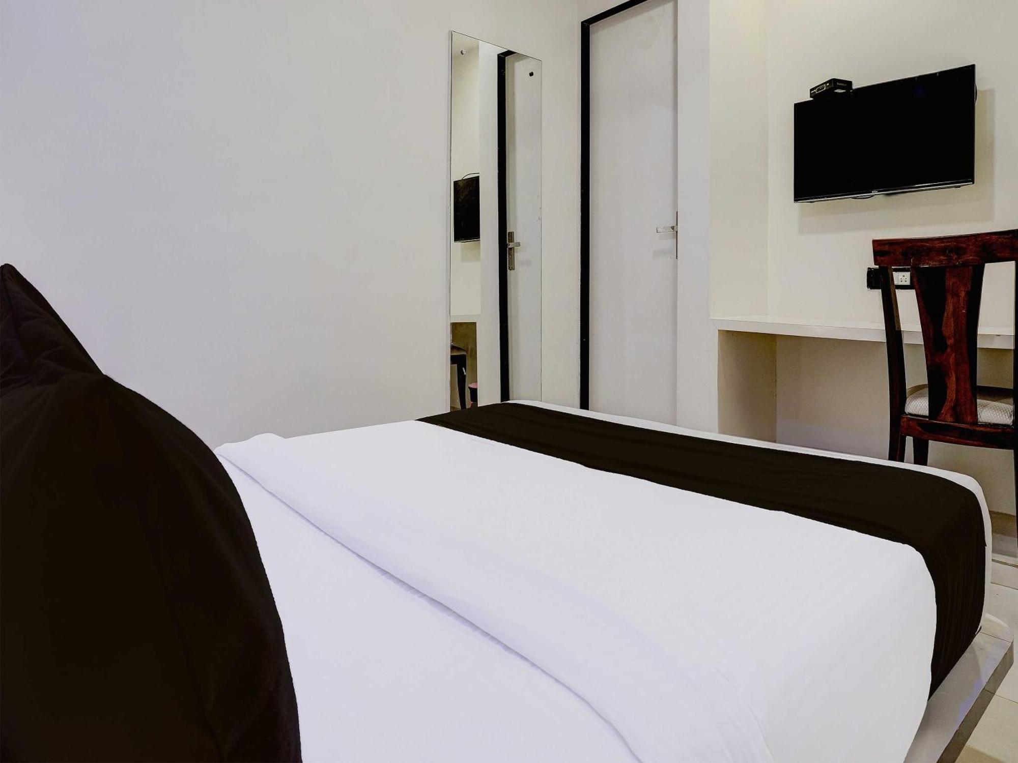 Hotel O Golden Star Βομβάη Εξωτερικό φωτογραφία