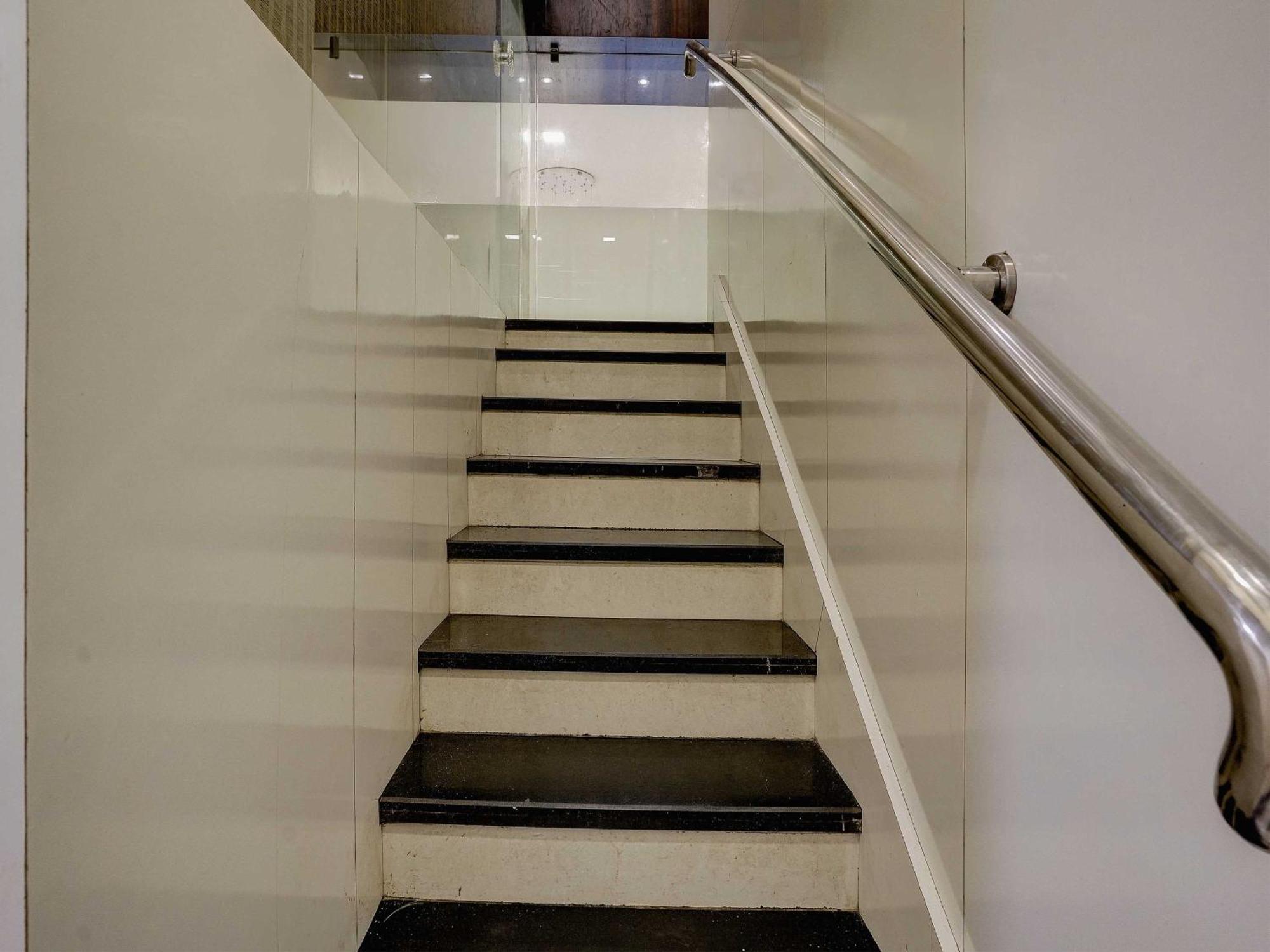 Hotel O Golden Star Βομβάη Εξωτερικό φωτογραφία